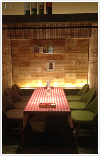 レストランのチェアコーディネート