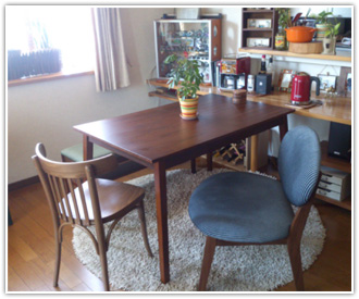 ゆったりした座り心地のチェア