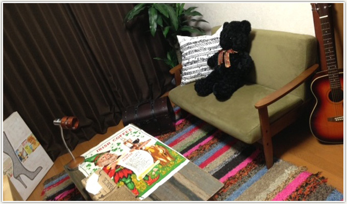 コンパクトな2人掛けソファ