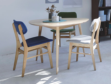 ナチュラルインテリア ダイニングテーブル & チェア