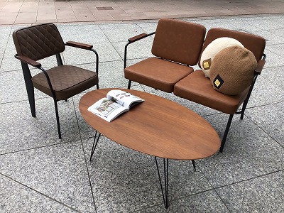 ”ソファ”